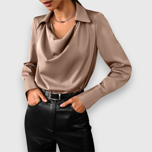 Solina | Stilig Draperad Cowl Neck Blus